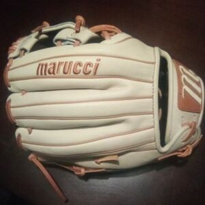 Marucci Cream and Tan Baseball Glove